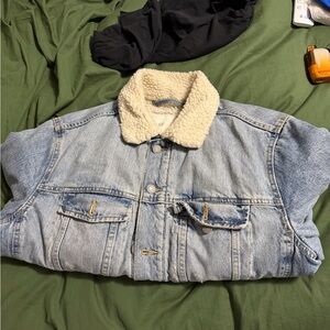 H&M Light Blue Denim Jacket with Cream Sherpa Lining